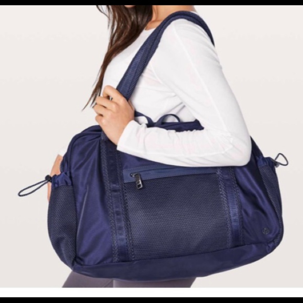 Lululemon Go Everywhere Bag